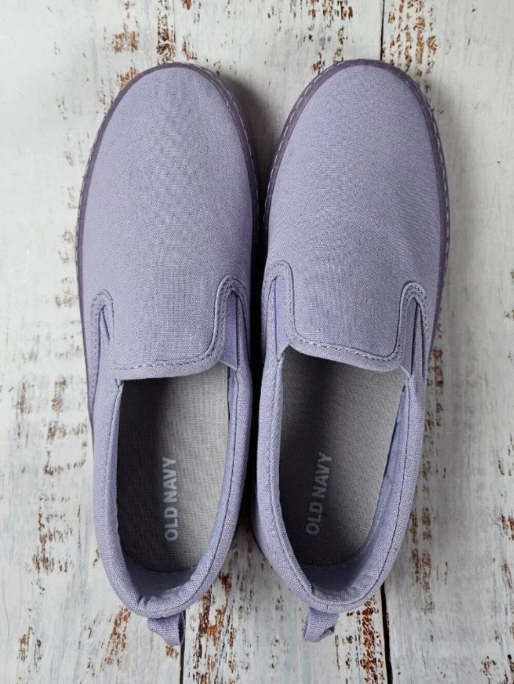 NWOT Old Navy Kids Classic Canvas Slip-On Sneakers / Kids Size 3